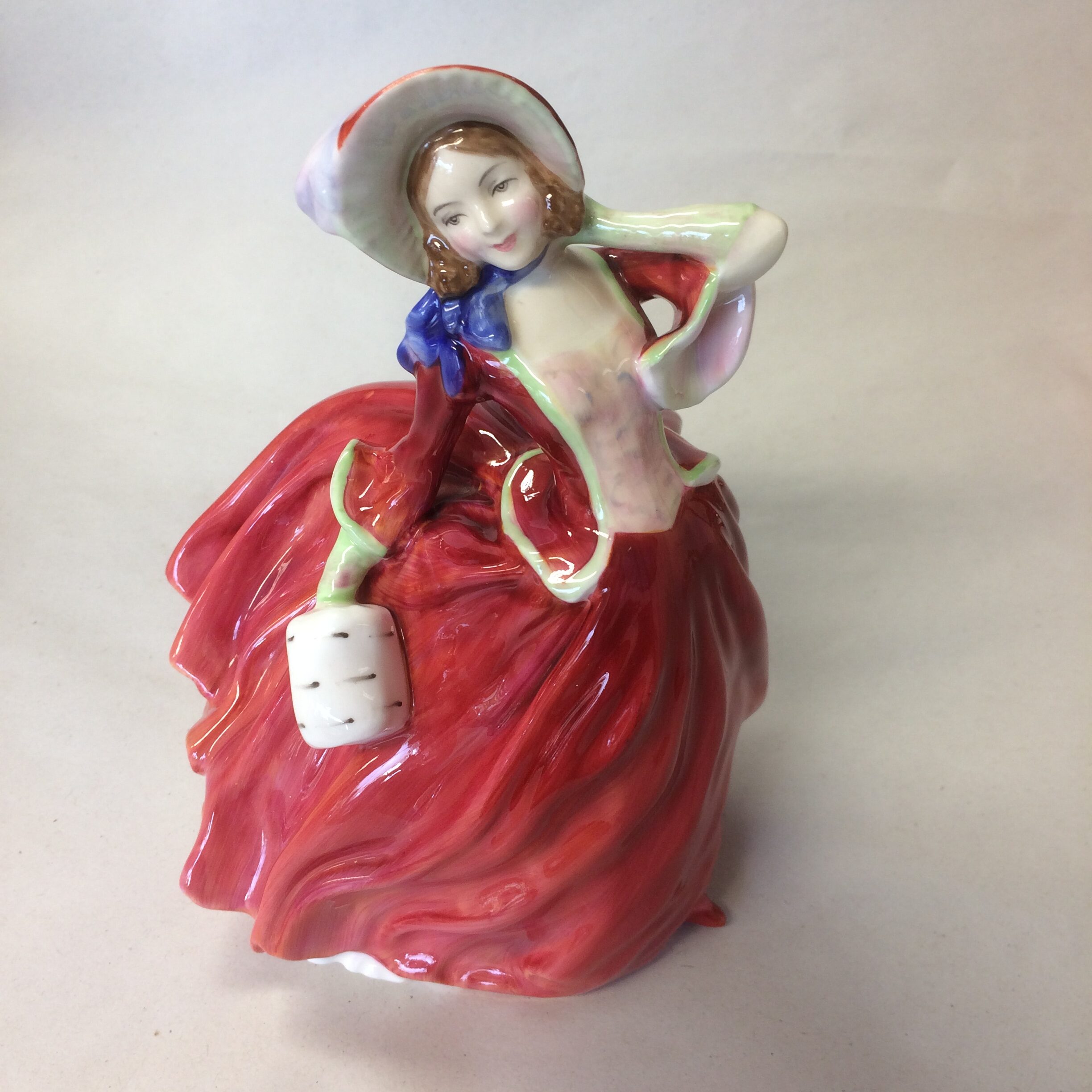 Royal Doulton Figurine, HN1934, Autumn Breezes