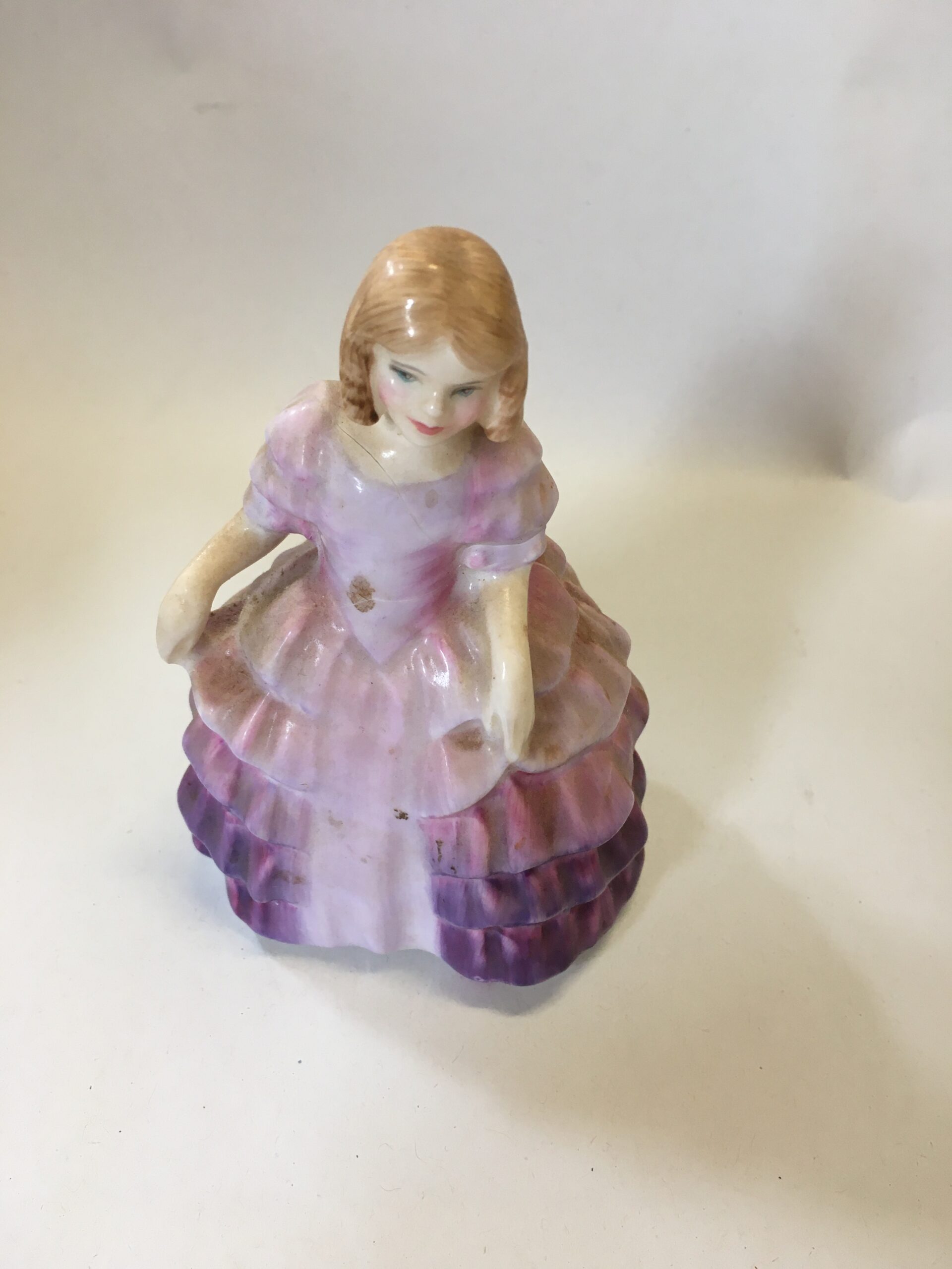 6588(2) Royal Doulton "Rose" (HN2123), designed by Leslie Harradine