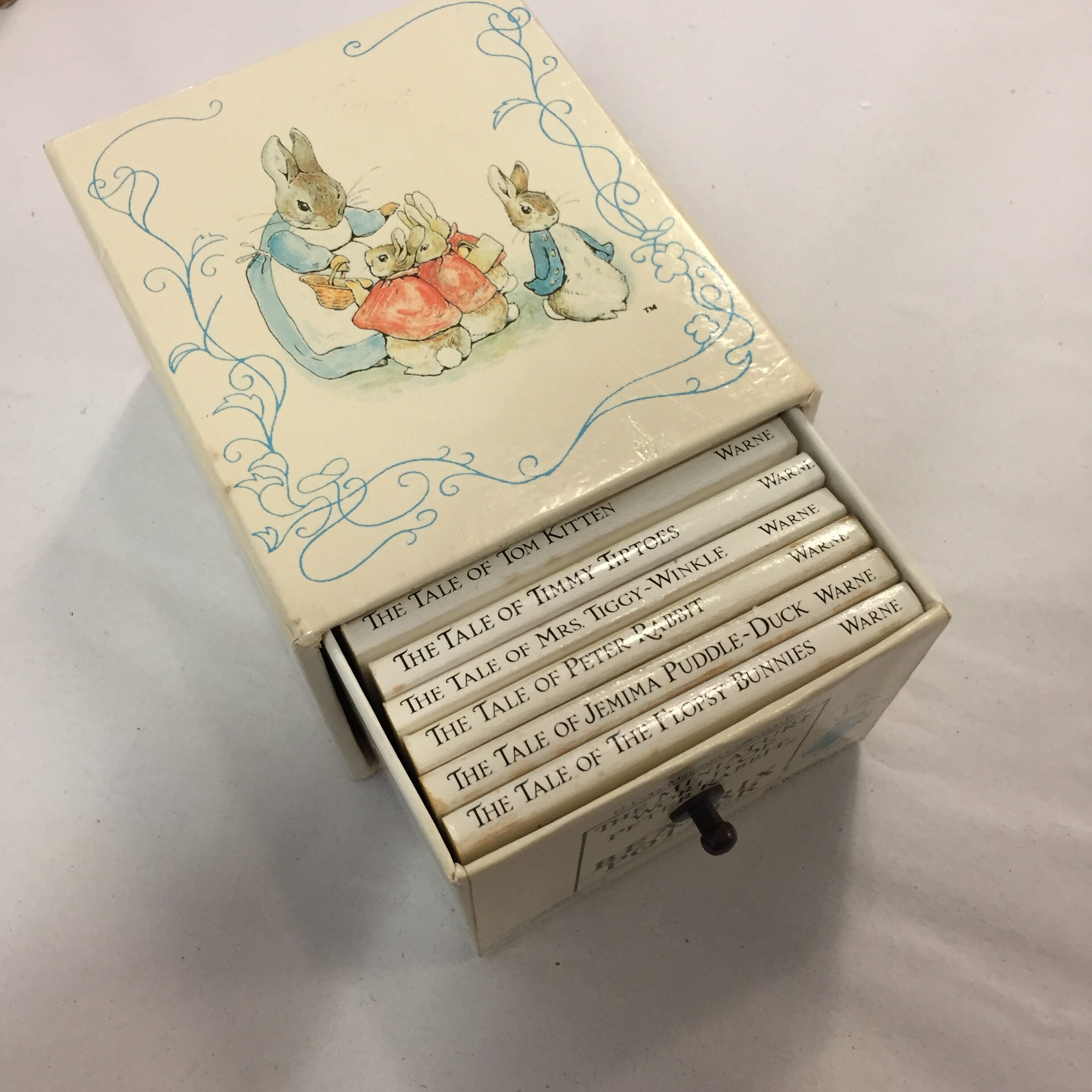 6784-2 Miniature Book Drawer Set A decorative cardboard mini-chest